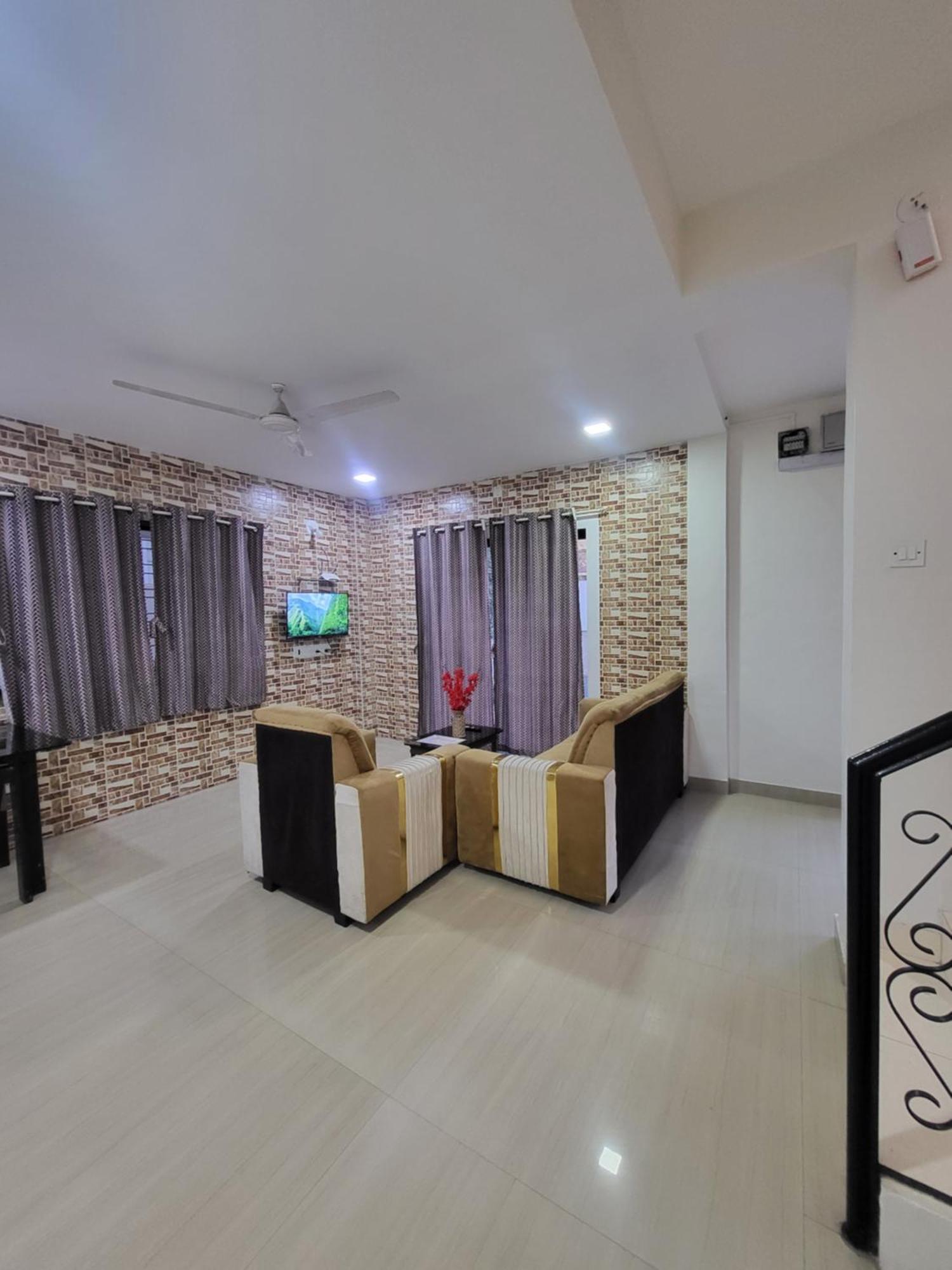 The Perfect Stays Para Disco Big Pool Cricket Turf Villa Лонавла Екстер'єр фото